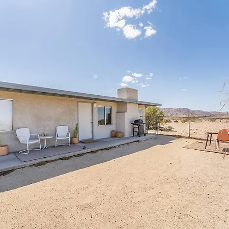 The Maude House Villa